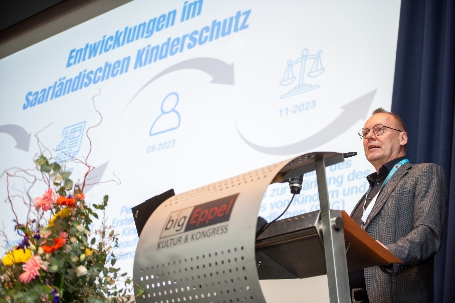 Kinderschutzbeauftragter Kai Frisch; Foto: BeckerBredel